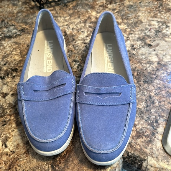 Lands End women’s size 10 Comfort step shoes. - Picture 2 of 8